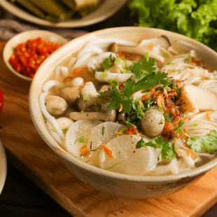 Bánh canh thập cẩm